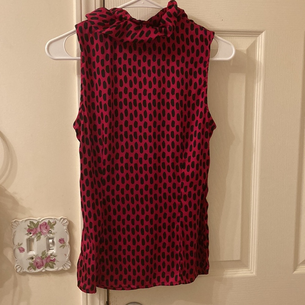 - Elizabeth McKay ruffle neck top - Picture 6 of 10